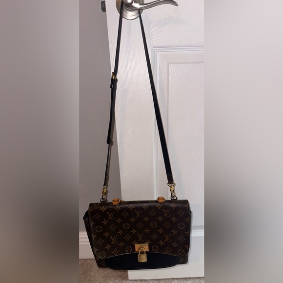 Louis Vuitton purse EXCELLENT CONDITION FULL INCLUSION - Picture 10 of 14
